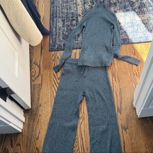 Women's Gray Knit Sweater and Pants Set